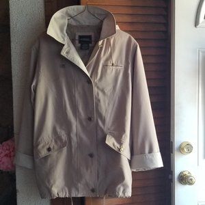 Womans Outbrook coat